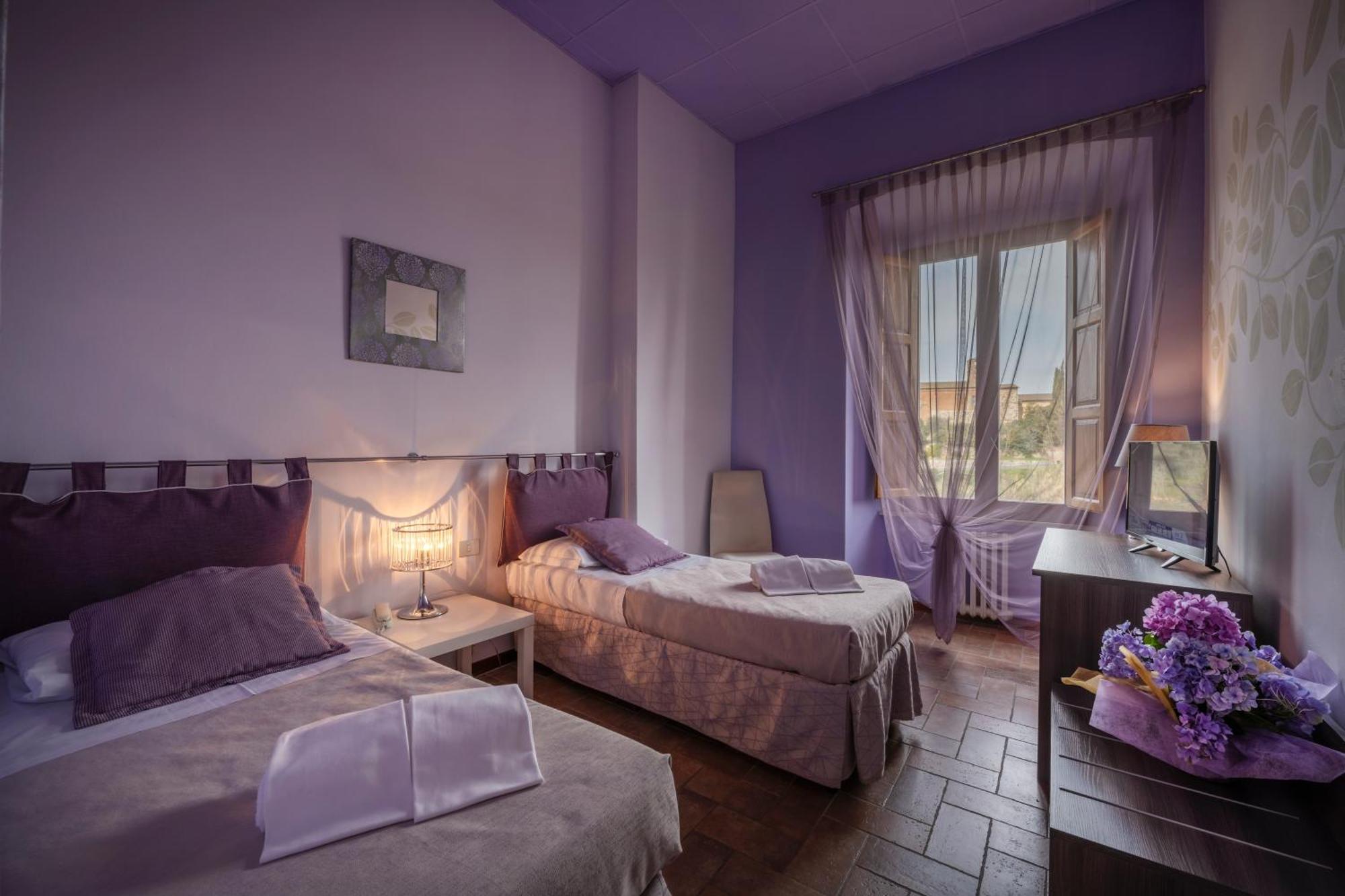 Hotel Palazzo Renieri - 3Stelle S Колле-ди-Валь-д'Эльса Экстерьер фото