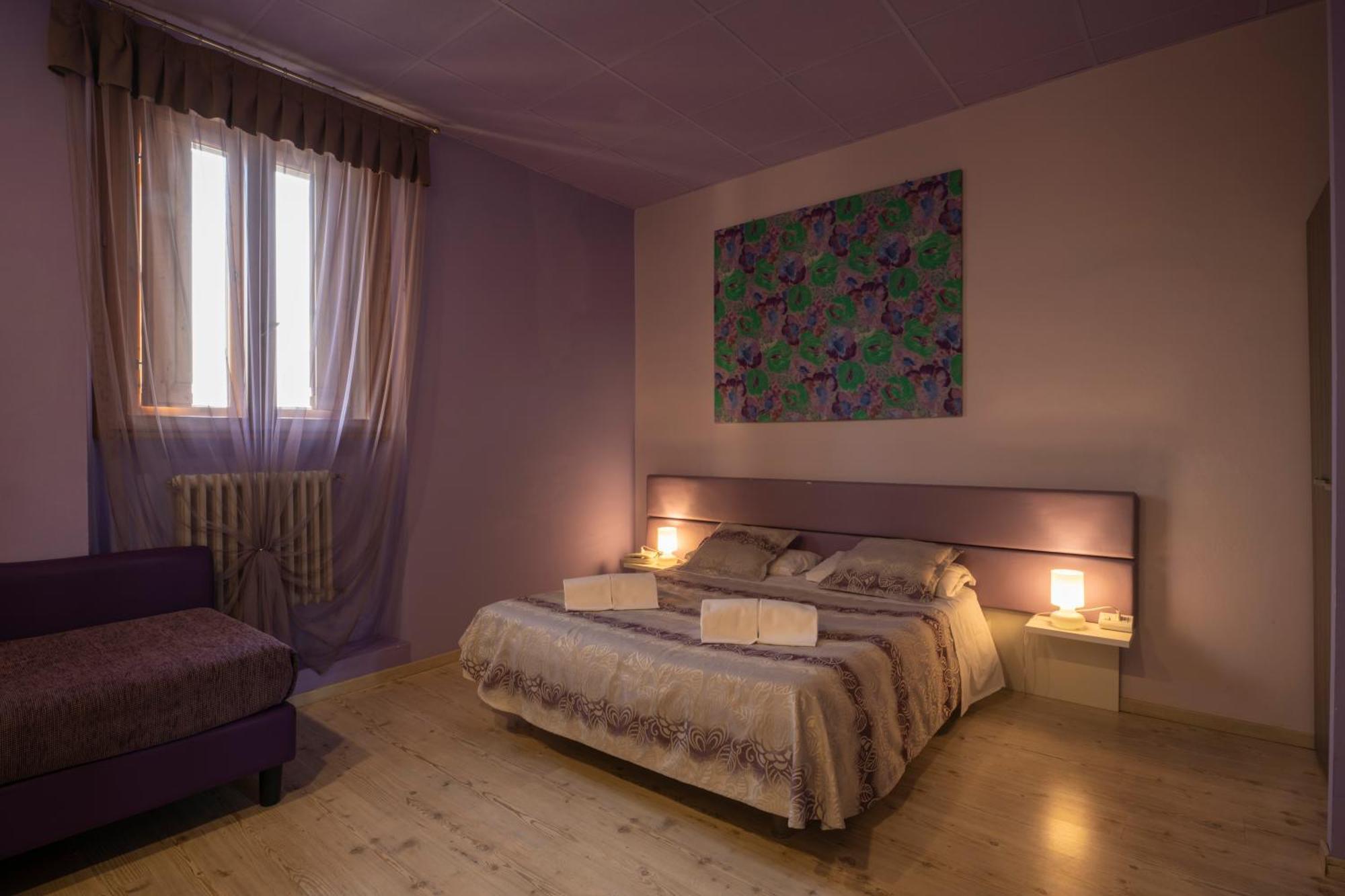 Hotel Palazzo Renieri - 3Stelle S Колле-ди-Валь-д'Эльса Экстерьер фото