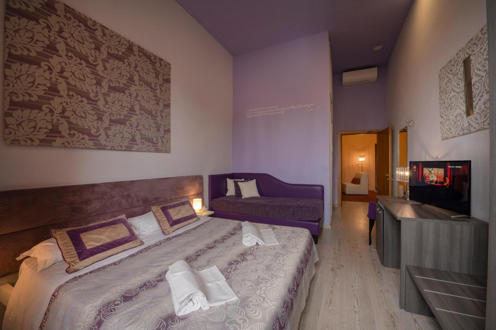 Hotel Palazzo Renieri - 3Stelle S Колле-ди-Валь-д'Эльса Экстерьер фото