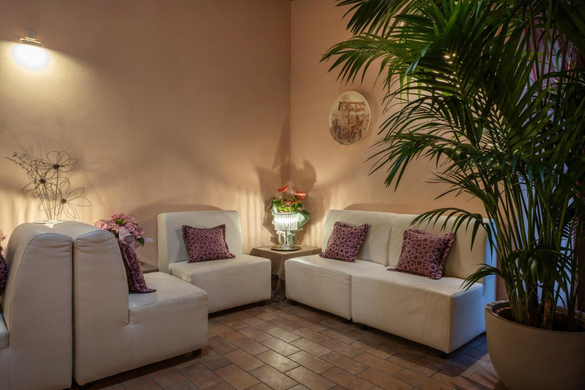 Hotel Palazzo Renieri - 3Stelle S Колле-ди-Валь-д'Эльса Экстерьер фото
